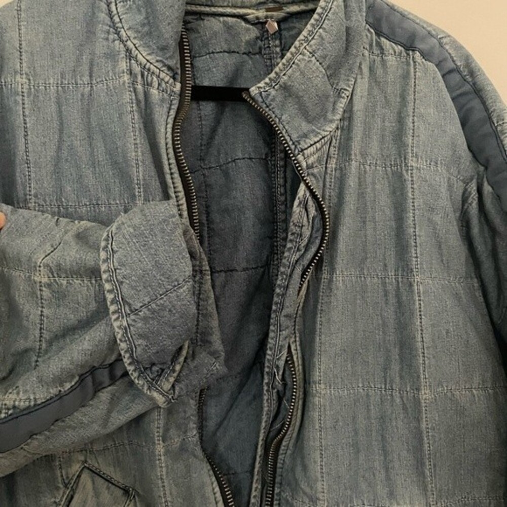 FREE PEOPLE Jacket womens DOLMAN QUILTED DENIM JACKET medium - Picture 10 of 13